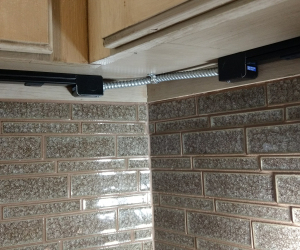 Under Cabinet Plugs Strip